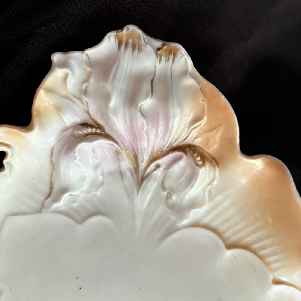 Early 1900's R. S. Prussia Porcelain Floral Dresser Tray - Picture 6 of 11